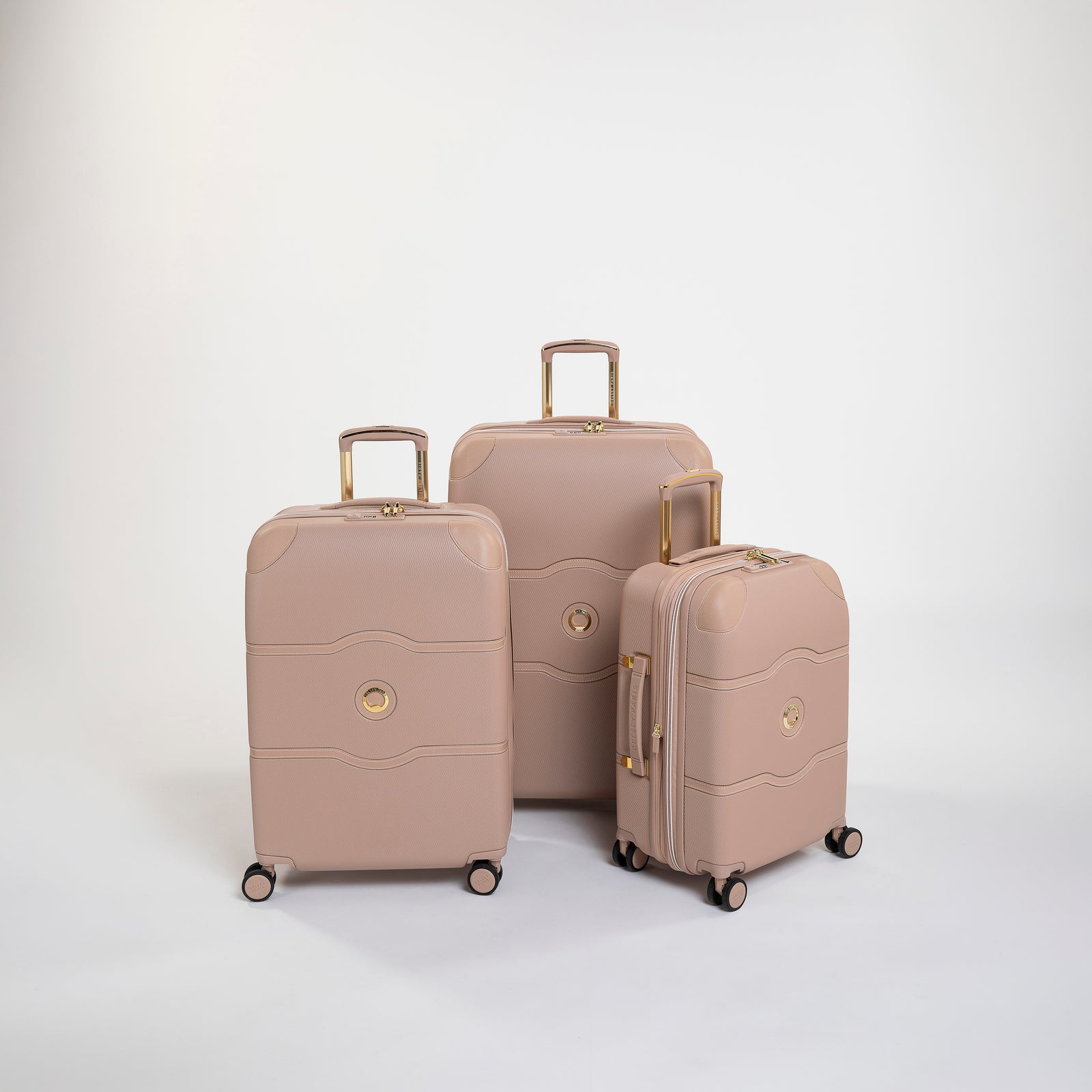 (美品) DELSEY CHATELET AIR Mサイズ Chatelet Air 2.0: Suitcase, M (66cm), Angora | Delsey Paris, DE (en)